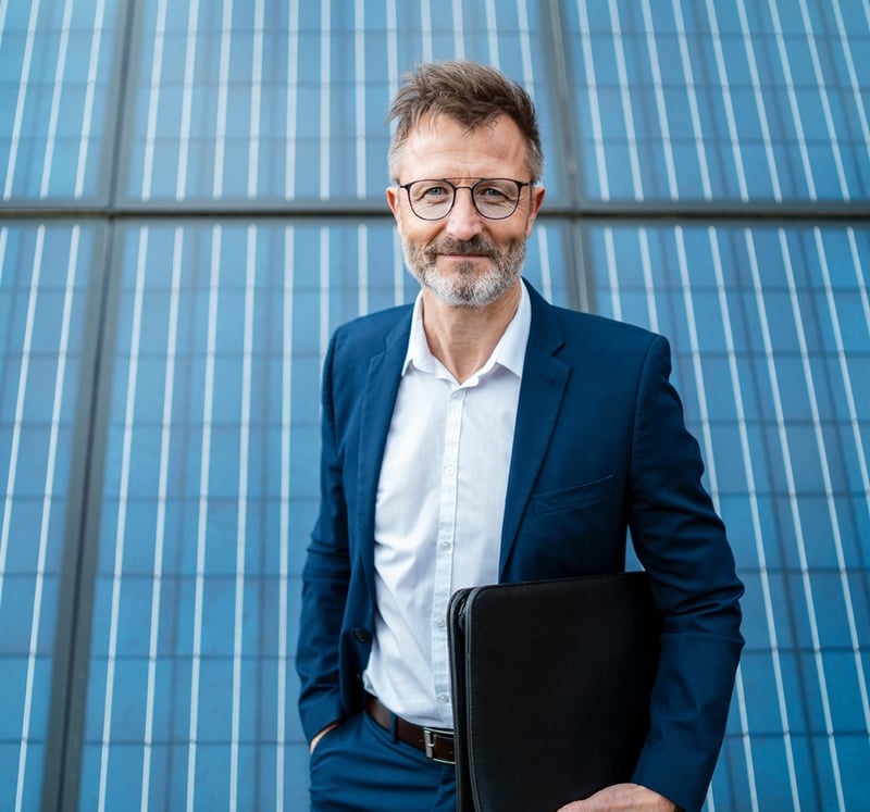 elnat-solceller-manniska2-foretag-molndal-energi